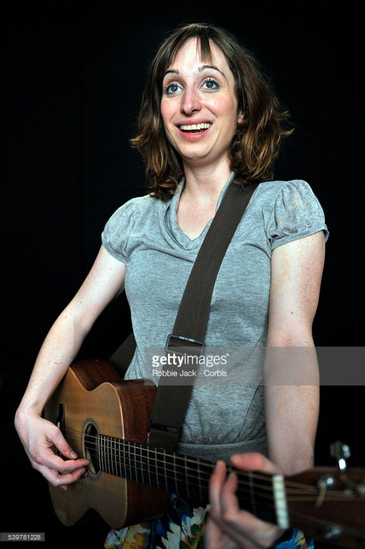 Isy Suttie