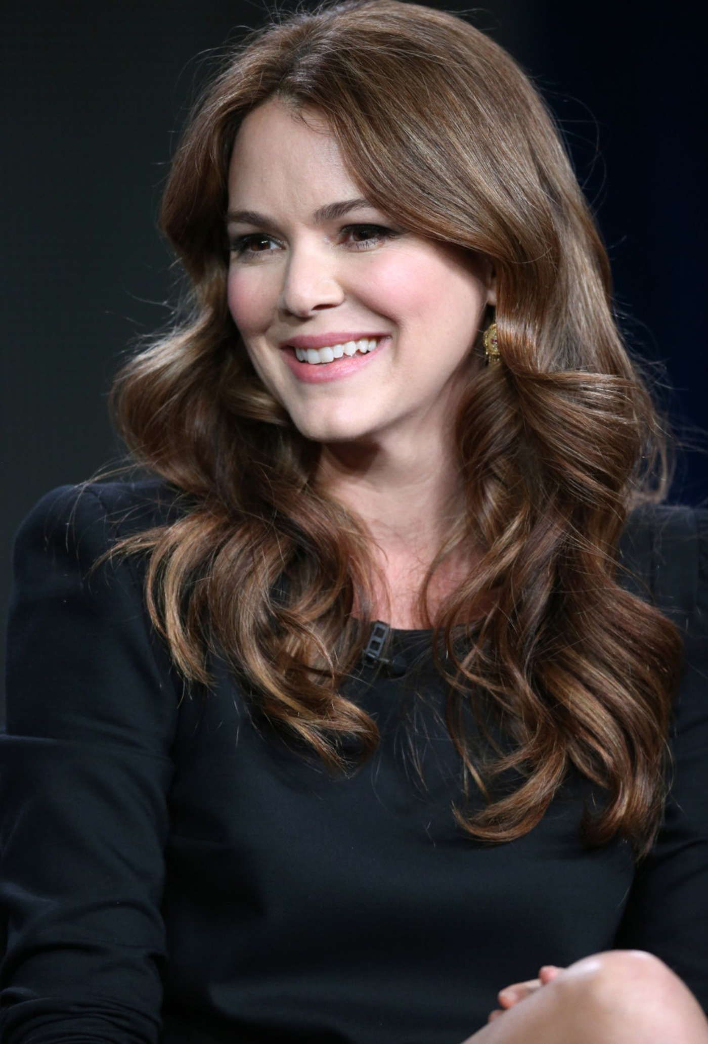 Pictures of Jacinda Barrett