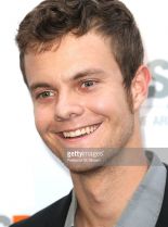 Jack Quaid photo