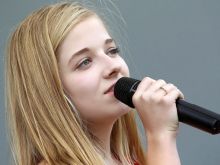 Jackie Evancho #281805 picture (Landscape Medium)