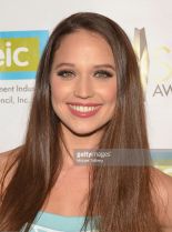 Jaclyn Betham #1620633 picture (Portrait Medium)