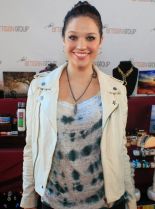 Jaclyn Betham #1620646 picture (Portrait Medium)