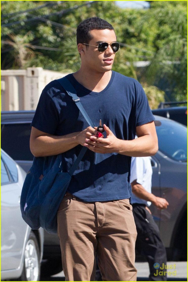 Jacob Artist