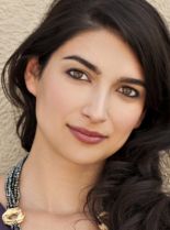 Jacqueline Byers #889295 picture (Portrait Medium)