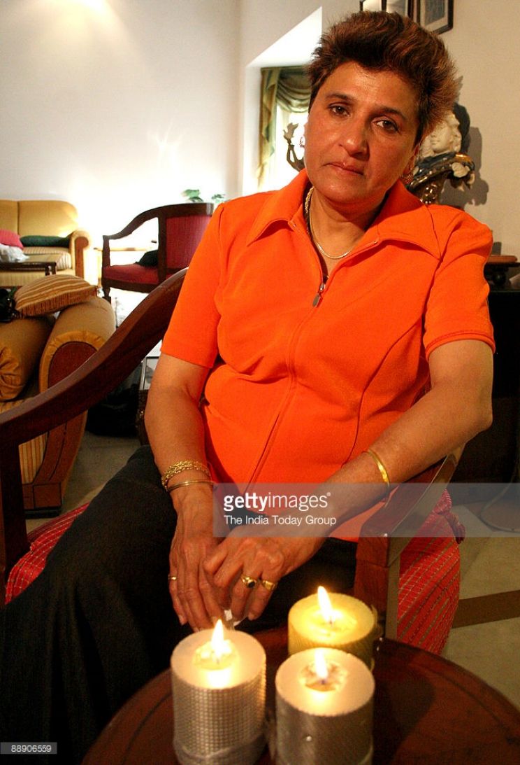 Jag Mundhra