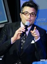 Jaime Camil photo