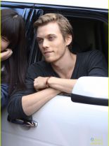 Jake Abel photo