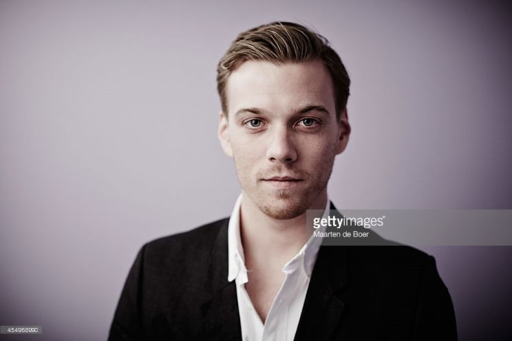 Jake Abel