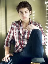 Jake T. Austin #163306 picture (Portrait Medium)