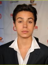 Jake T. Austin #163312 picture (Portrait Medium)