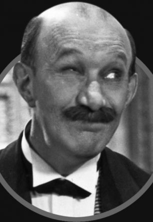 James Finlayson