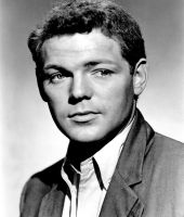 James MacArthur