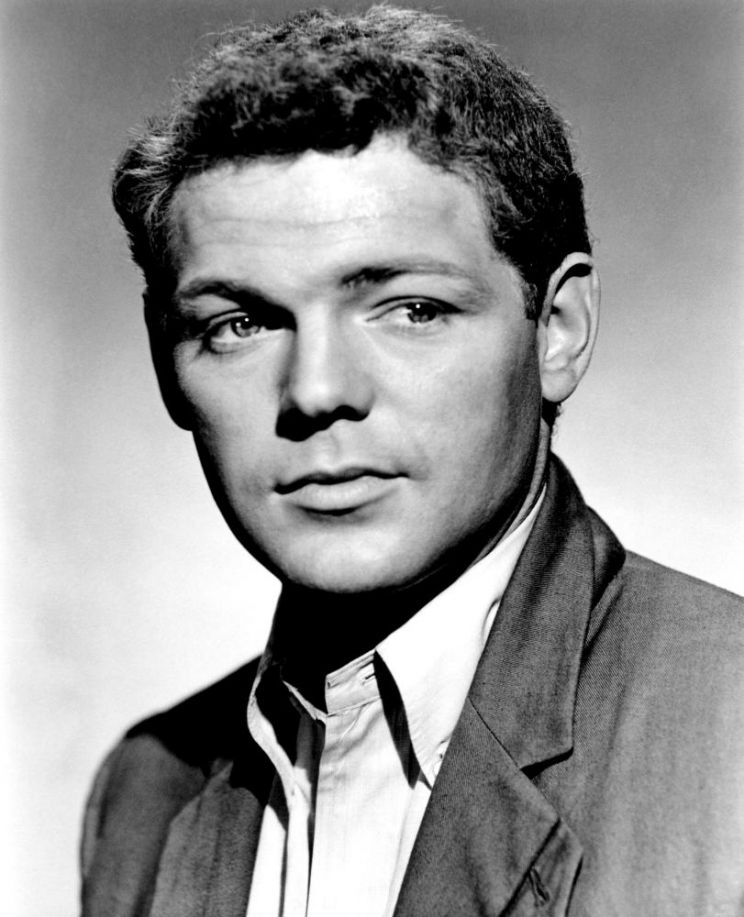 James MacArthur