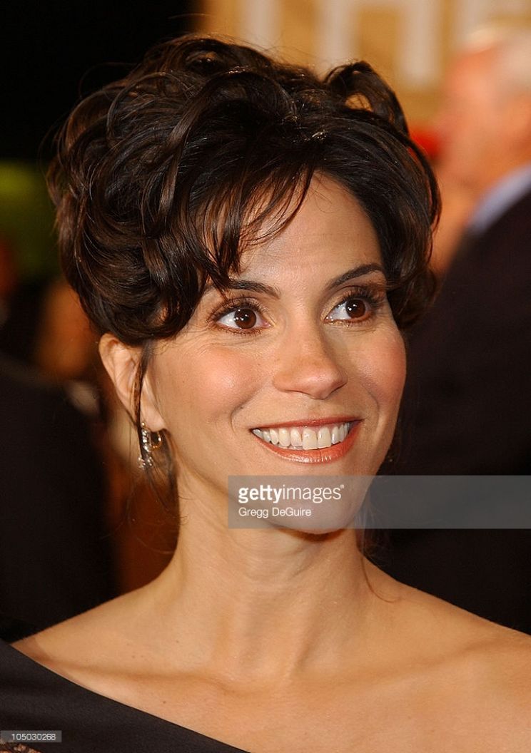 Jami Gertz