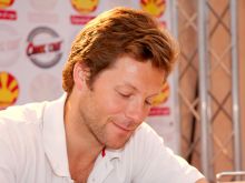 Jamie Bamber photo