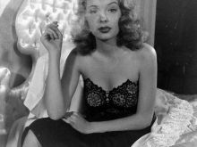 Jane Greer