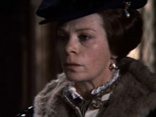 Jane Lapotaire