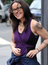 Janeane Garofalo photo