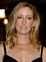 Janel Moloney photo