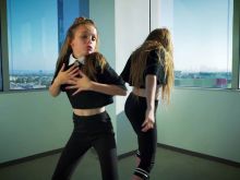 Janelle Ginestra