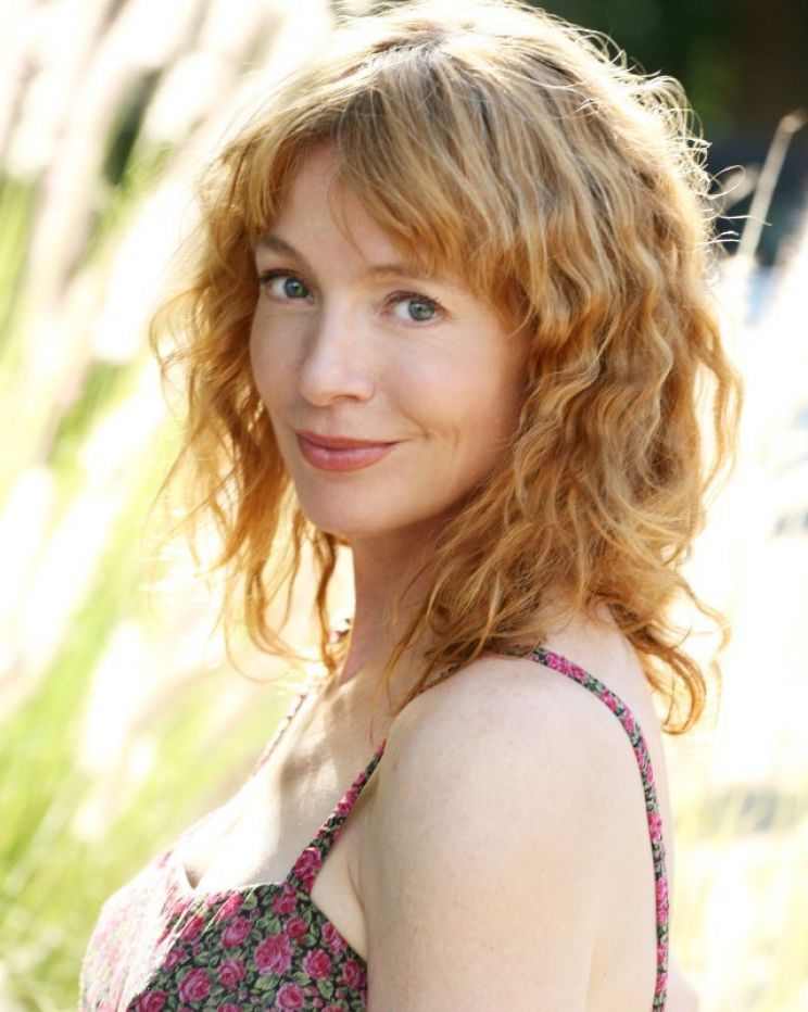 Janet Dey
