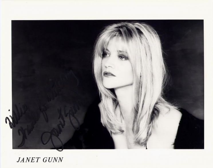 Janet Gunn