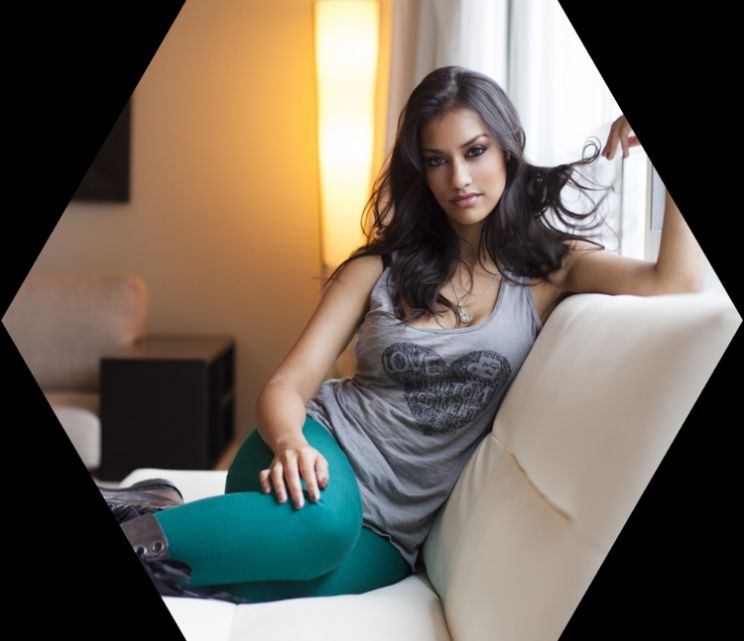 Janina Gavankar