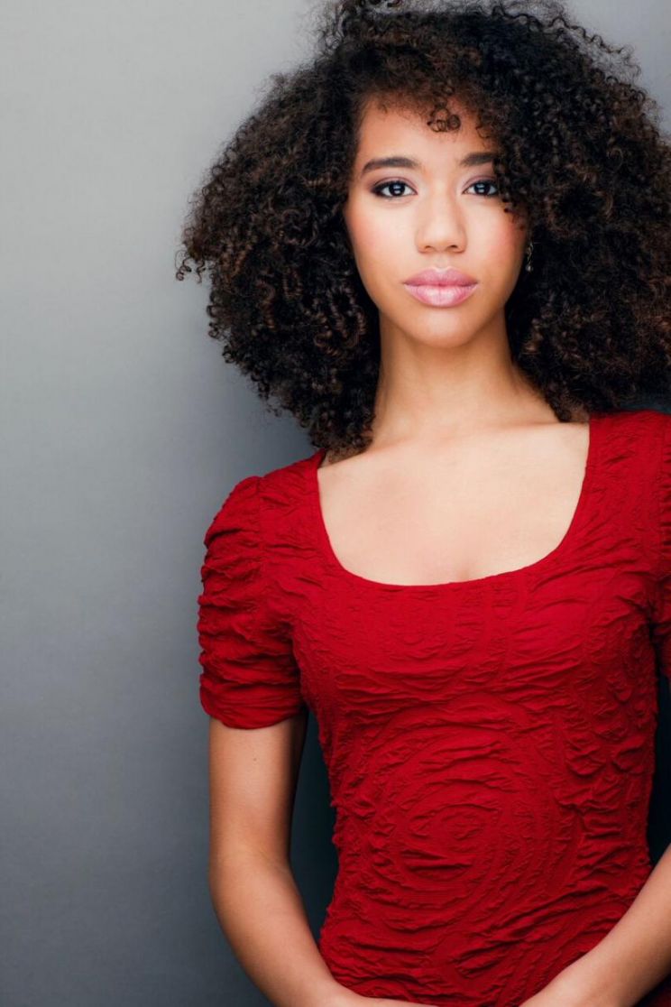 Jasmin Savoy Brown