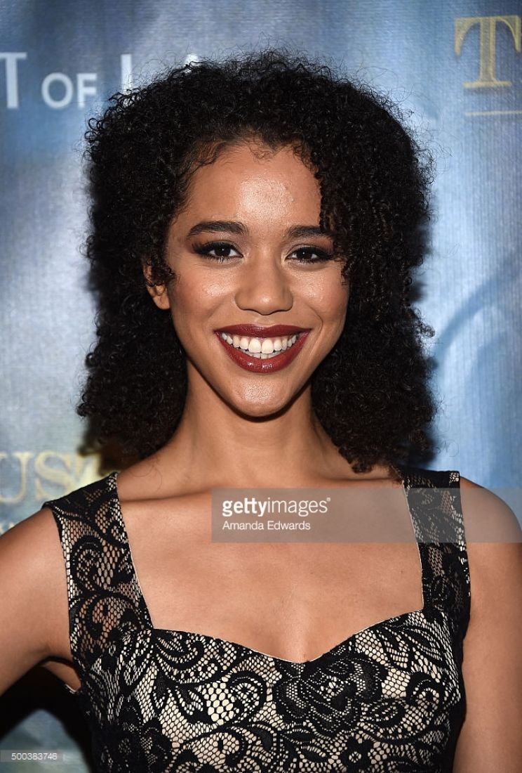 Jasmin Savoy Brown