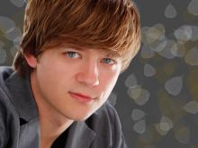 Jason Earles