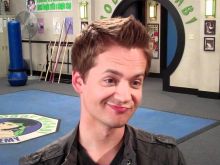 Jason Earles