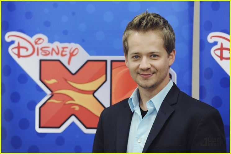 Jason Earles