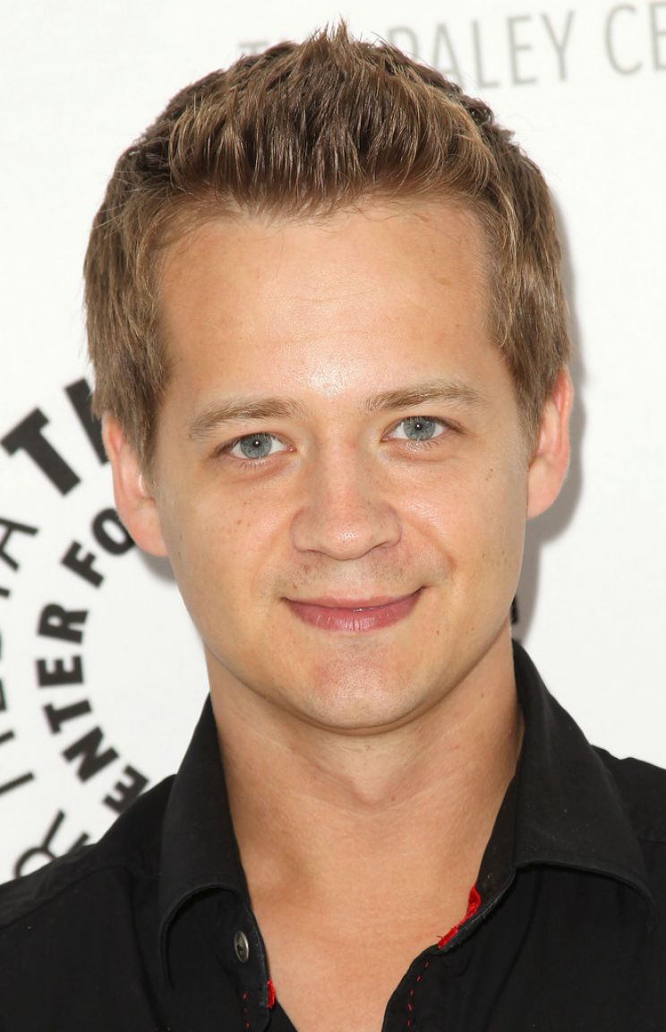 Jason Earles