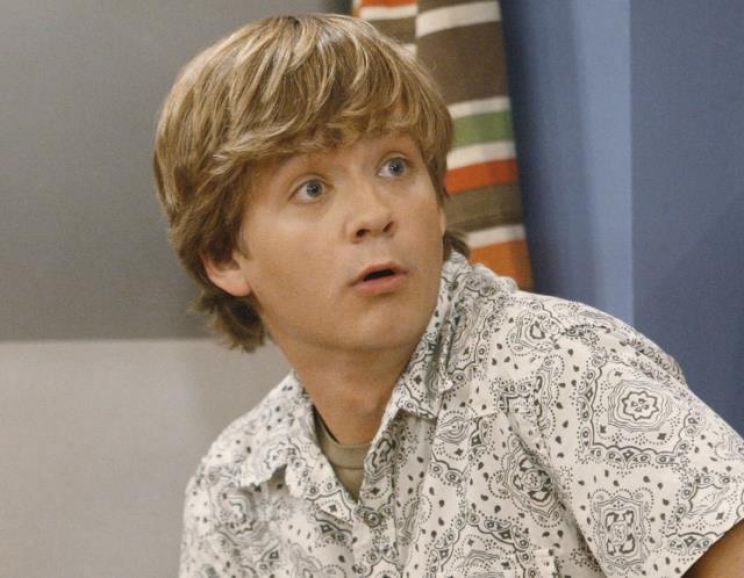 Pictures of Jason Earles