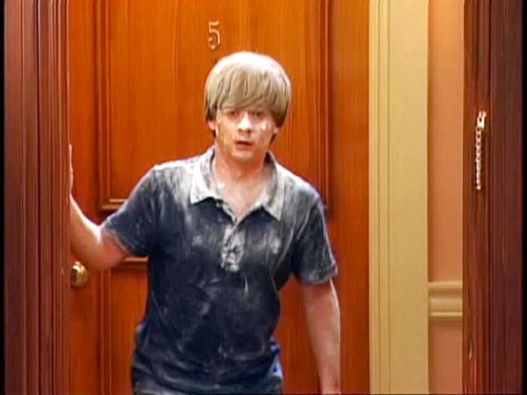 Jason Earles