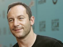 Jason Isaacs