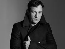 Jason Isaacs