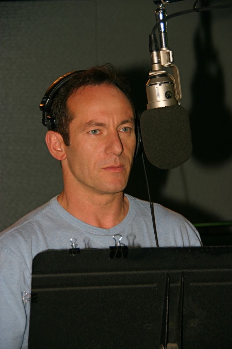 Jason Isaacs
