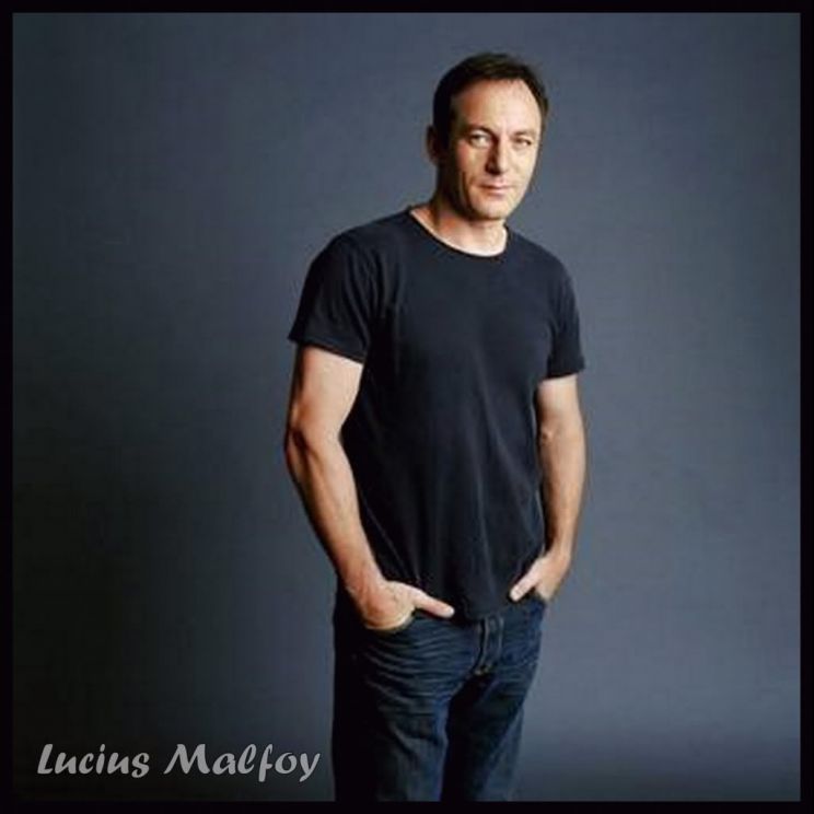 Jason Isaacs