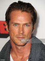 Jason Lewis photo