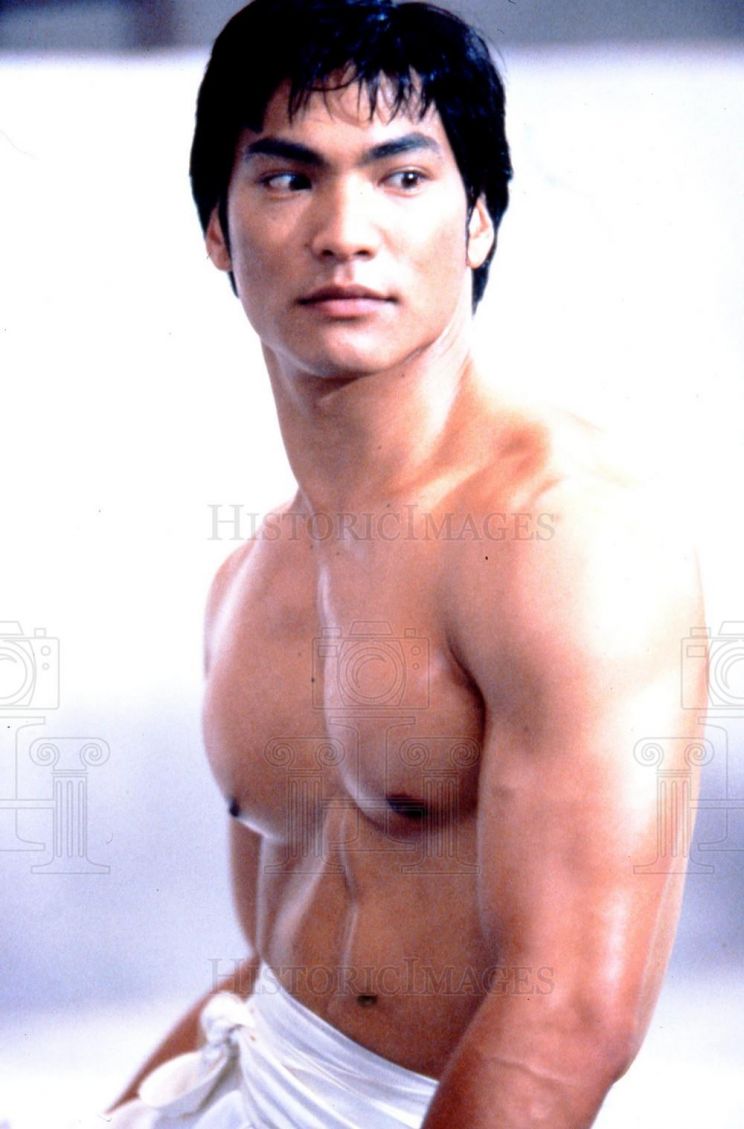 Jason Scott Lee