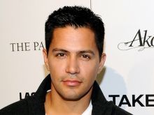 Jay Hernandez