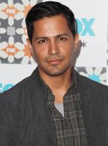 Jay Hernandez