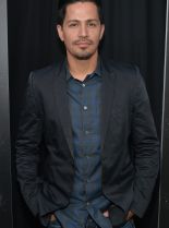 Jay Hernandez