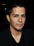 Jay Hernandez