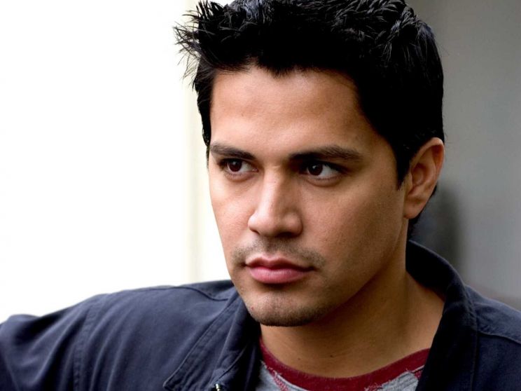 Jay Hernandez