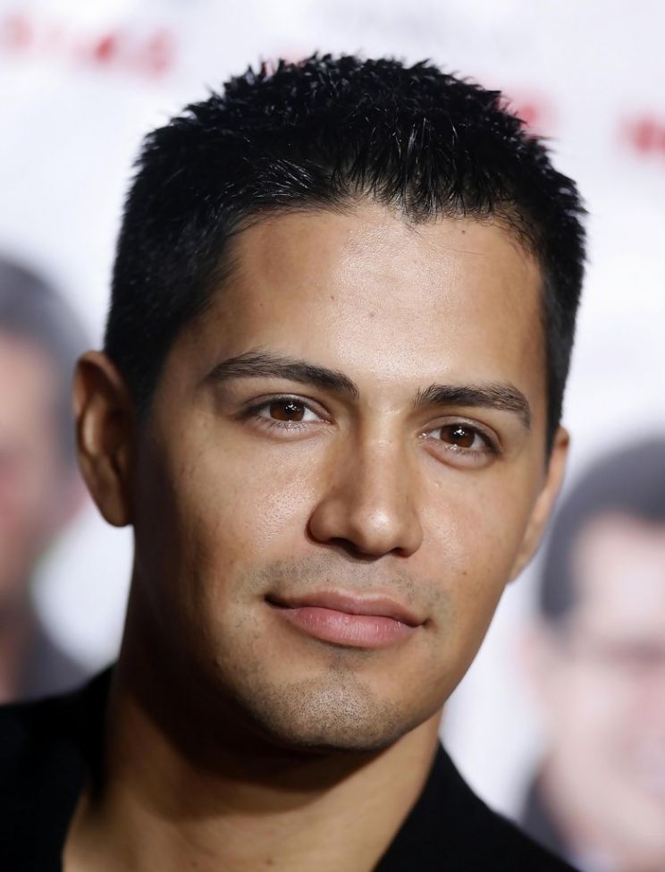 Jay Hernandez