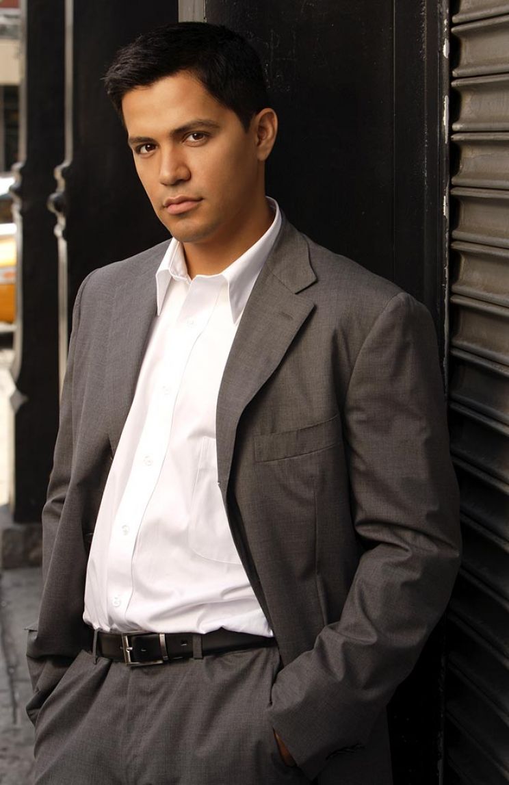 Jay Hernandez