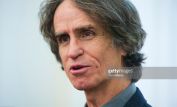 Jay Roach