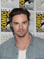 Jay Ryan #306596 picture (Portrait Medium)